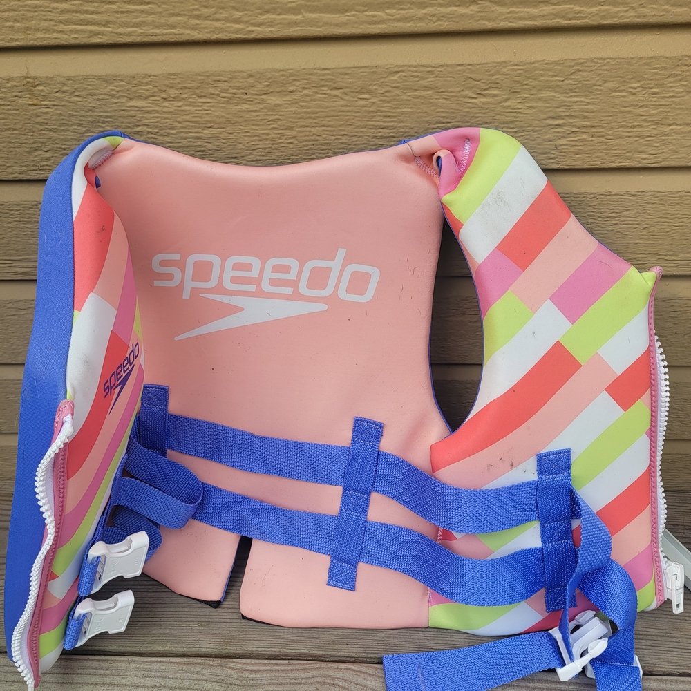 Speedo Pink and Blue Swimwear Performance Style